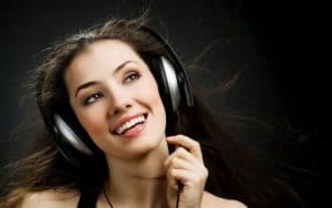 Aplikasi Pendeteksi Lagu Online